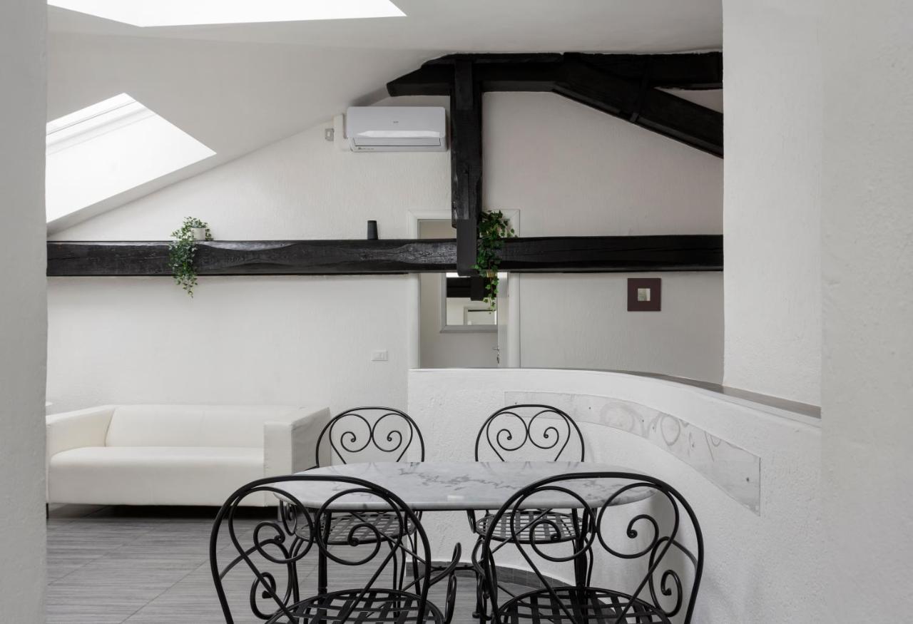 2 Bedroom 2 Bathroom Apt - Duomo 1 Milano Ngoại thất bức ảnh