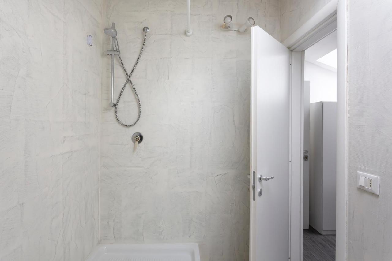 2 Bedroom 2 Bathroom Apt - Duomo 1 Milano Ngoại thất bức ảnh
